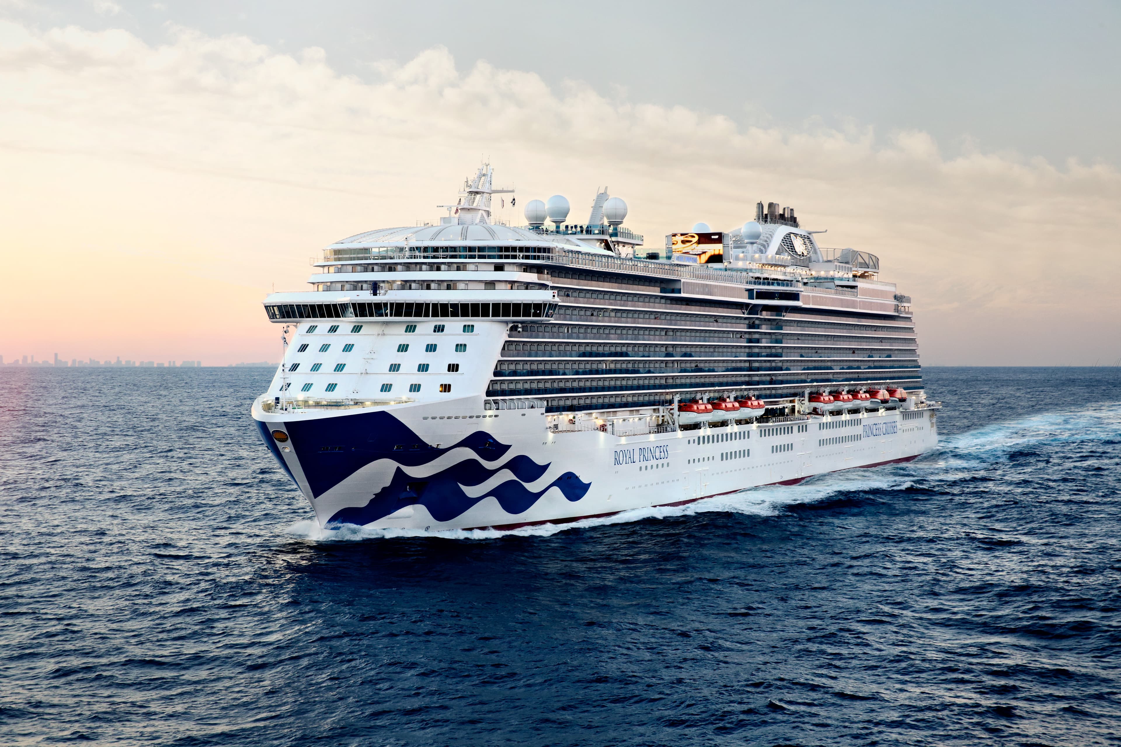 Princess Cruises cruise ship at sea