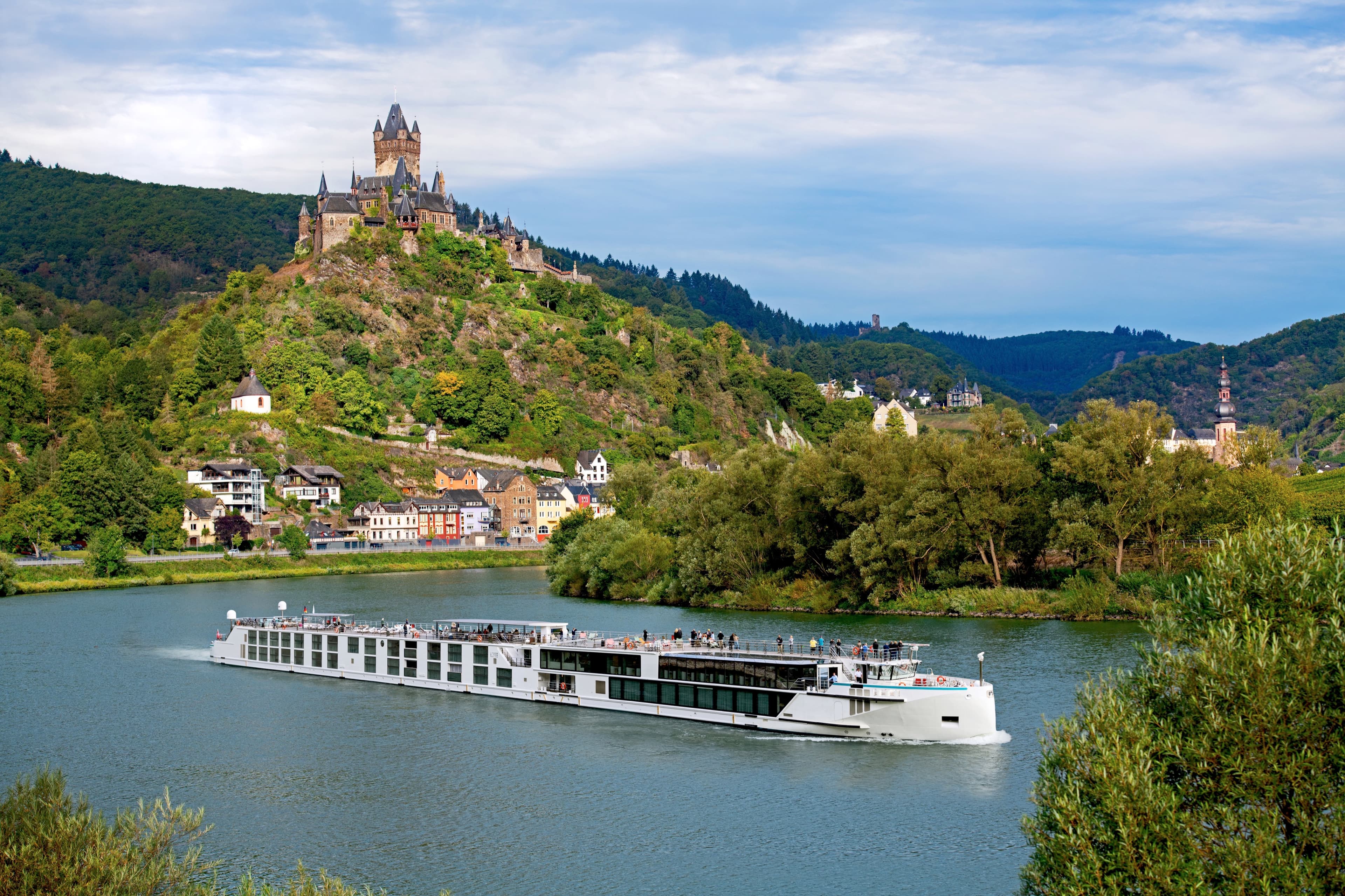 Riverside Luxury Cruises cruise ship at sea